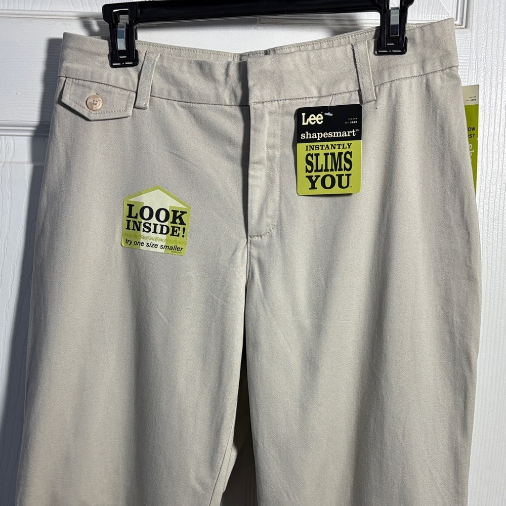 Lee ShapeSmart Straight Leg Trouser Pants Light Tan Size 10